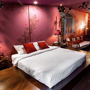 Suite met een King Size Bed voor Pasgetrouwden